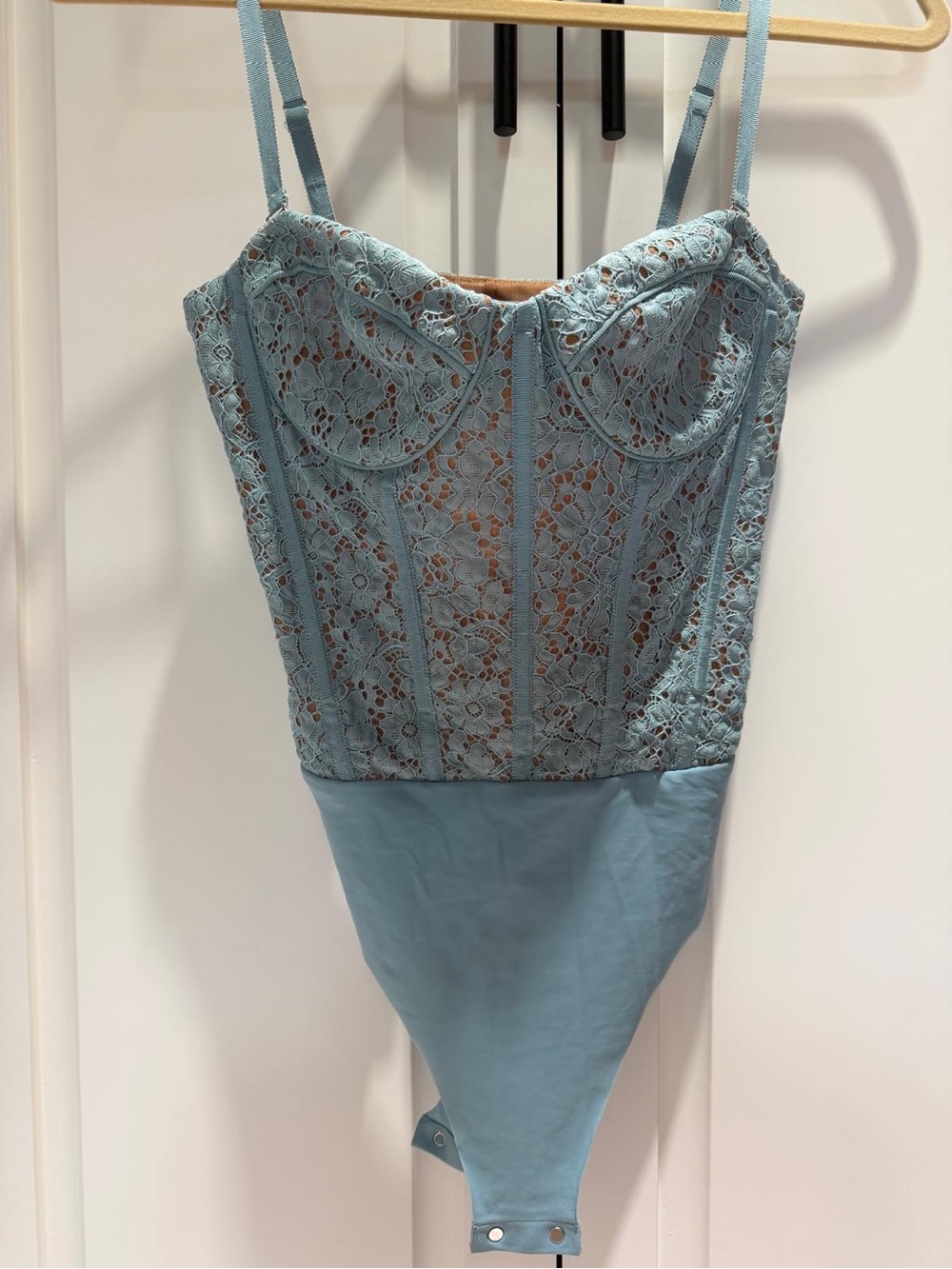 Cami NYC Cove Lace Bustier Bodysuit in Pale Blue size 4 NWT